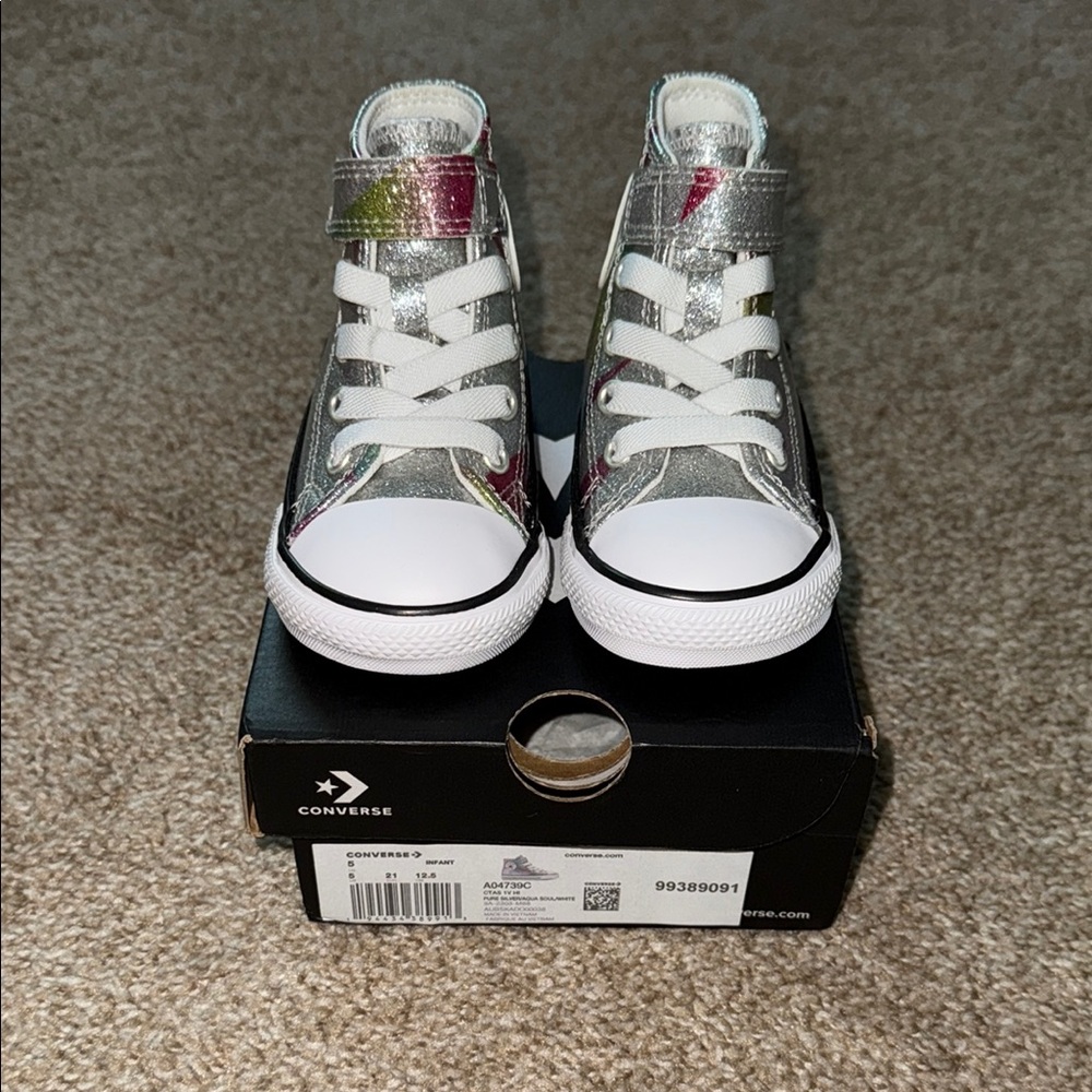 Converse Silver High-Top Sneakers with Classic Design - NEW without Tags